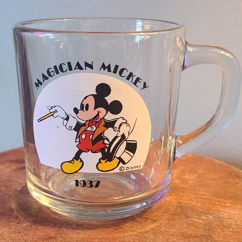 Disney Vintage Anchor Hocking Magician Mickey Glass Mug